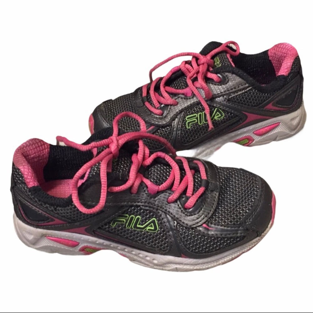 Girls {FILA} Sneakers Size 3 Athletic
